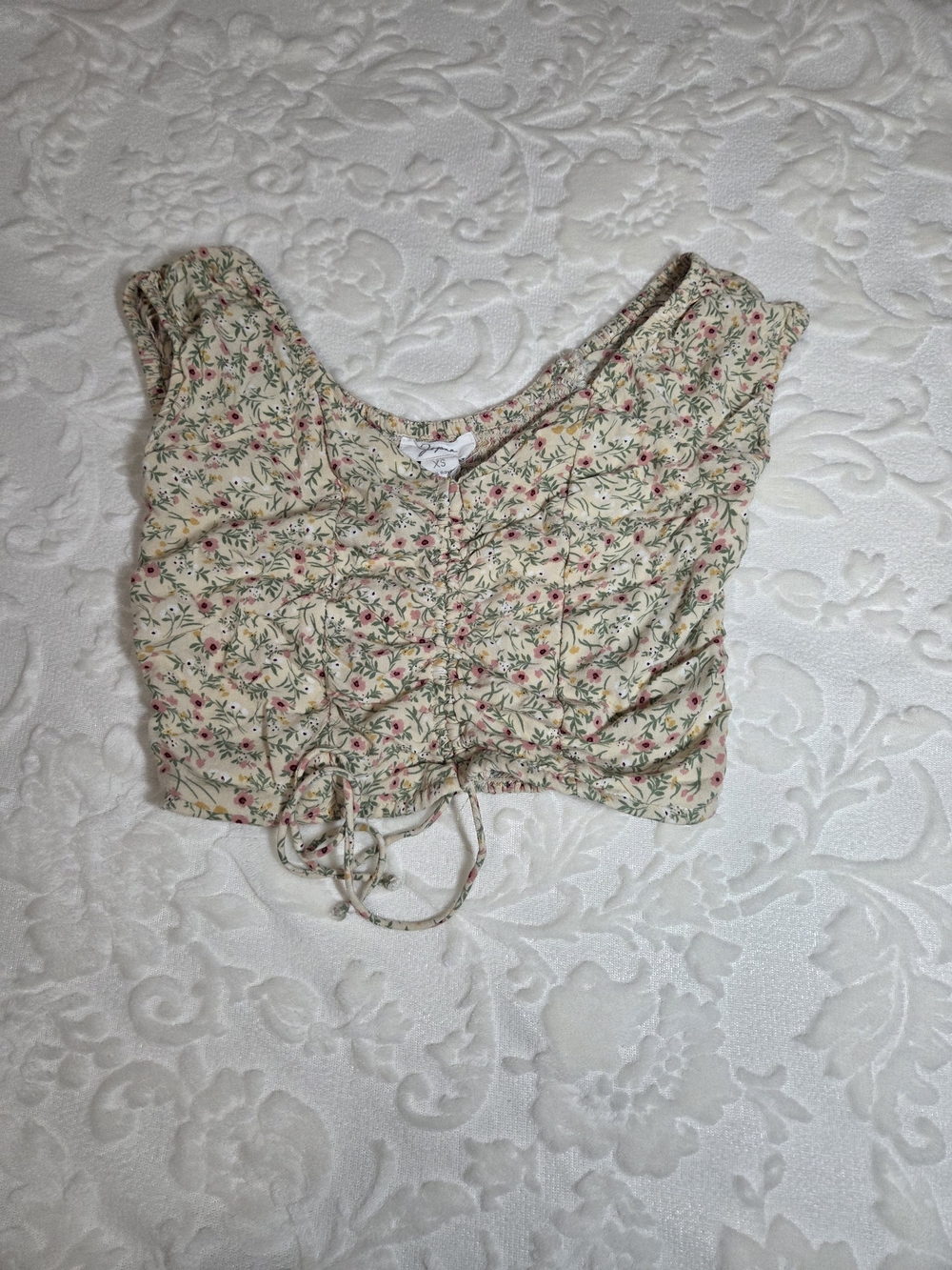 Zagana Floral Ruched Front Crop Top - Cream / Pink Floral - Size XS